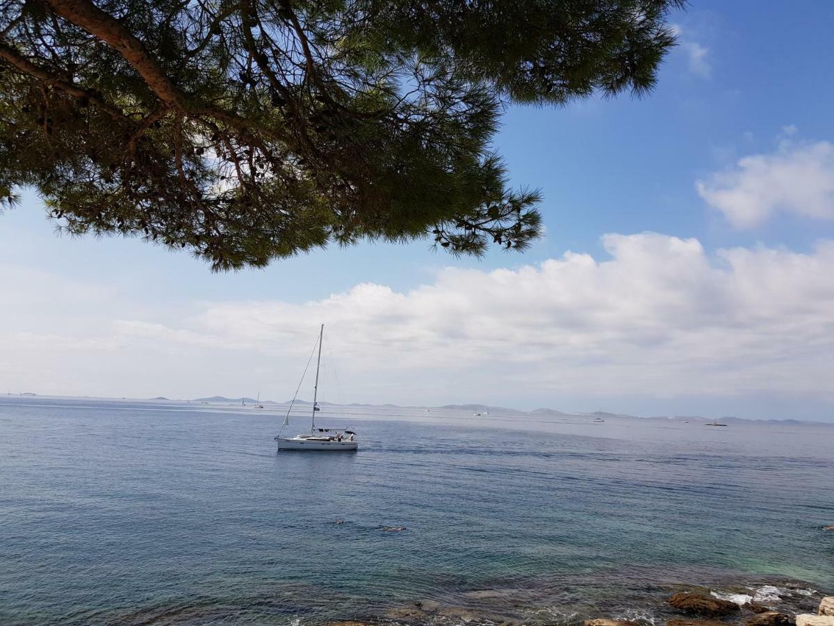 Beach Apartment Kate With Sea View, Balcony And Parking, Murter, Dalmatia Exteriér fotografie